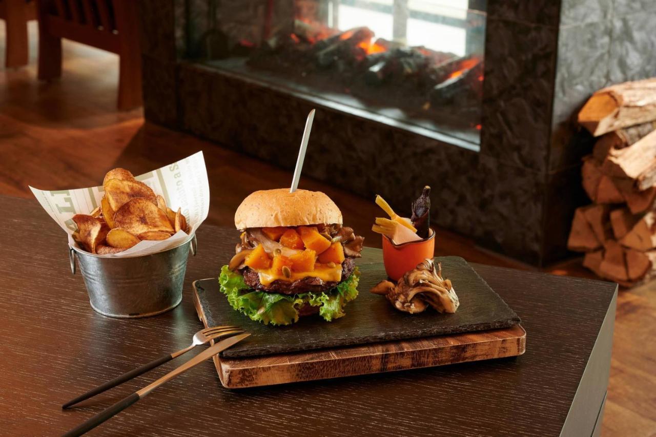 Courtyard By Marriott Hakuba Hotel Ngoại thất bức ảnh